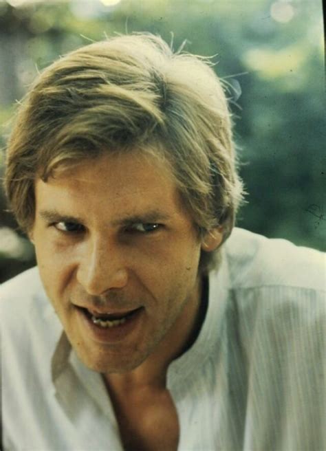 25 Vintage Photos of a Young and Handsome Harrison Ford in。